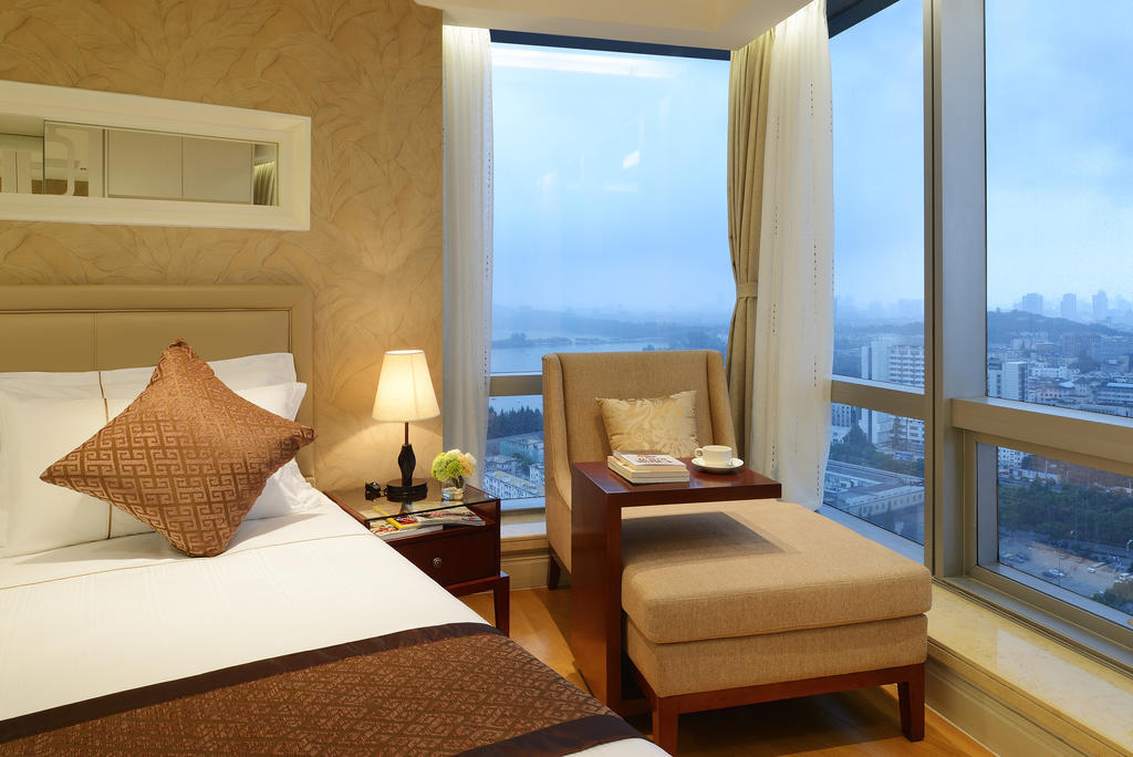 Yousu Hotel & Apartment Nanjing Xuanwu Lake Jinmao Plaza Branch מראה חיצוני תמונה